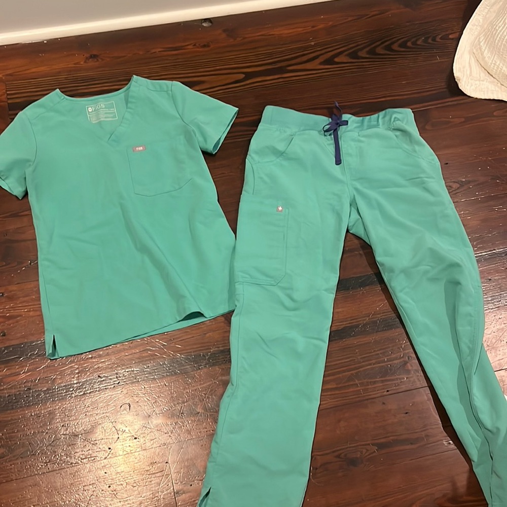 Figs surgical green